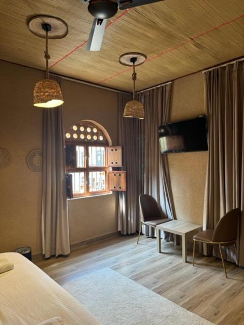 Aldar Inn Nizva Kültér fotó